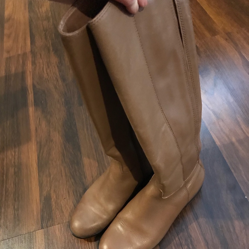 Riding boot